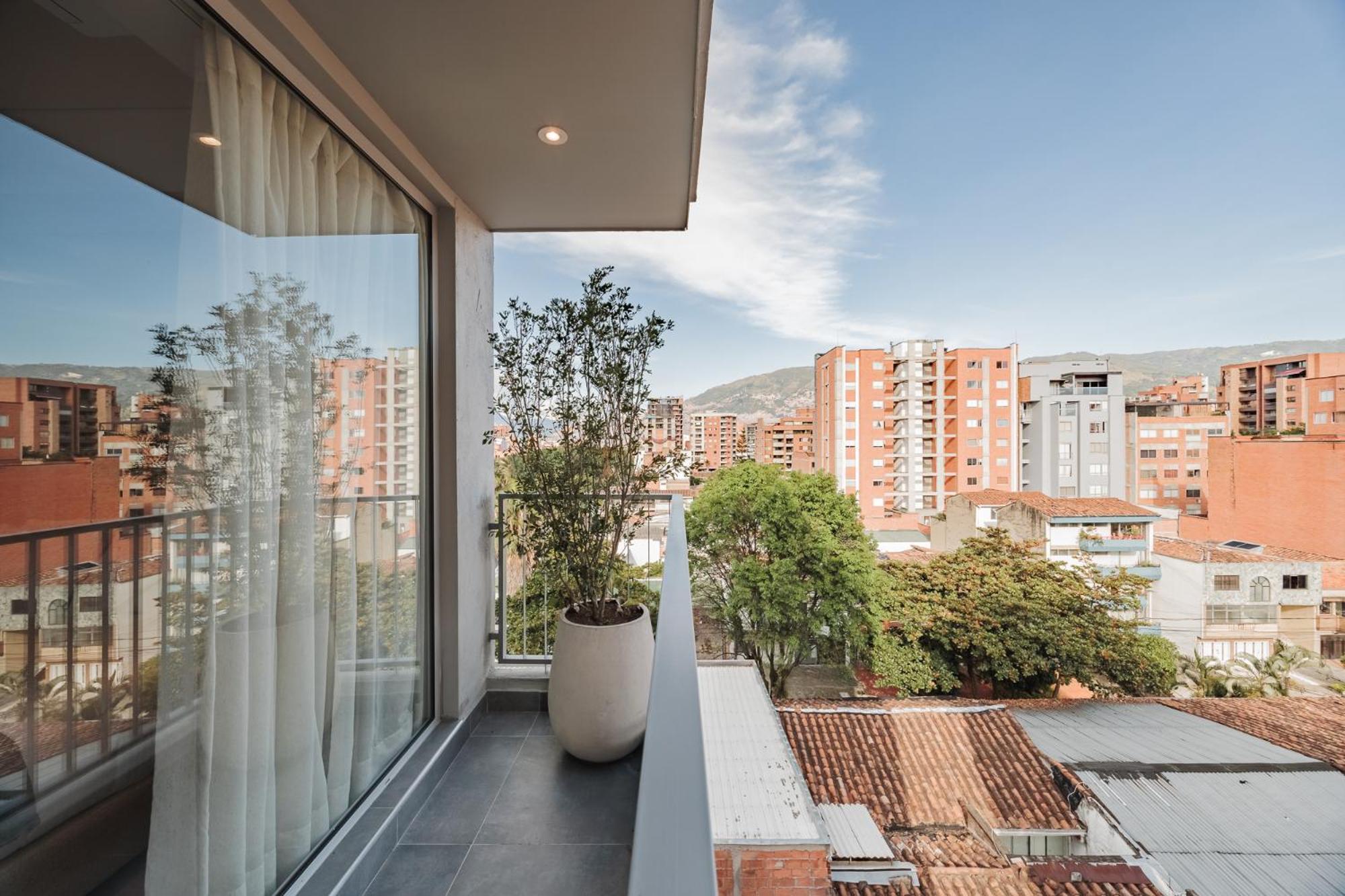 Quadrato * Medellín
